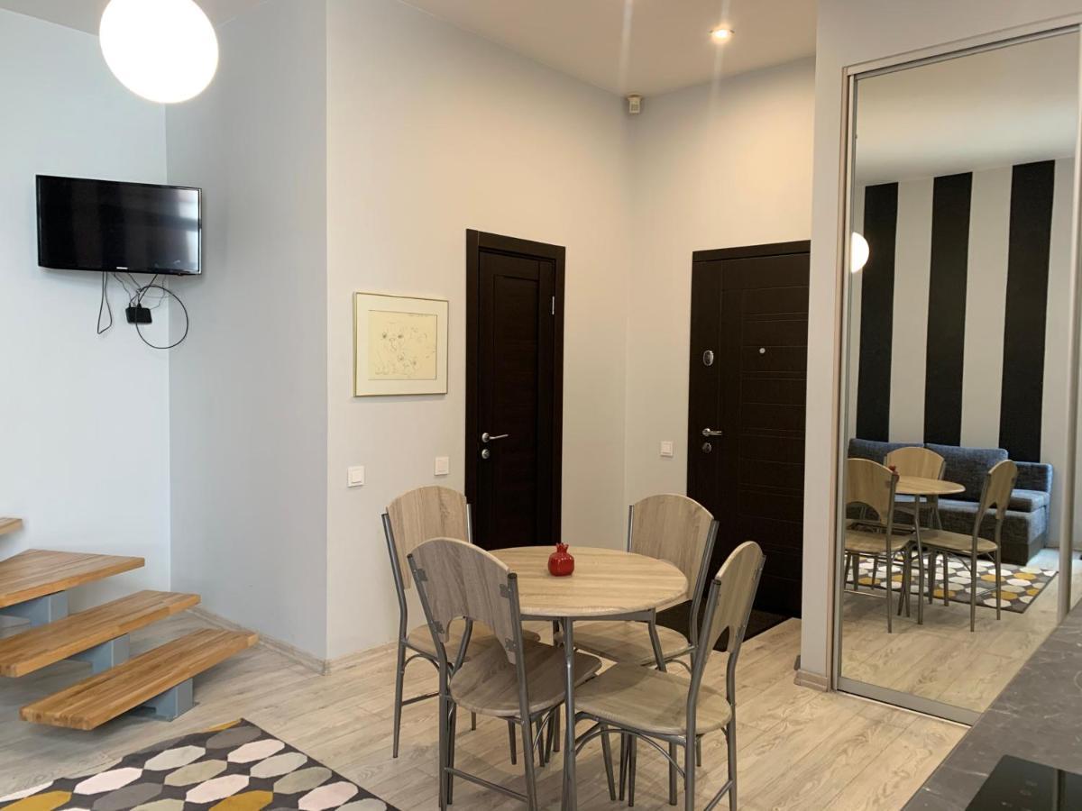 Modern-Style Flat 2 Apartment Riga Bagian luar foto