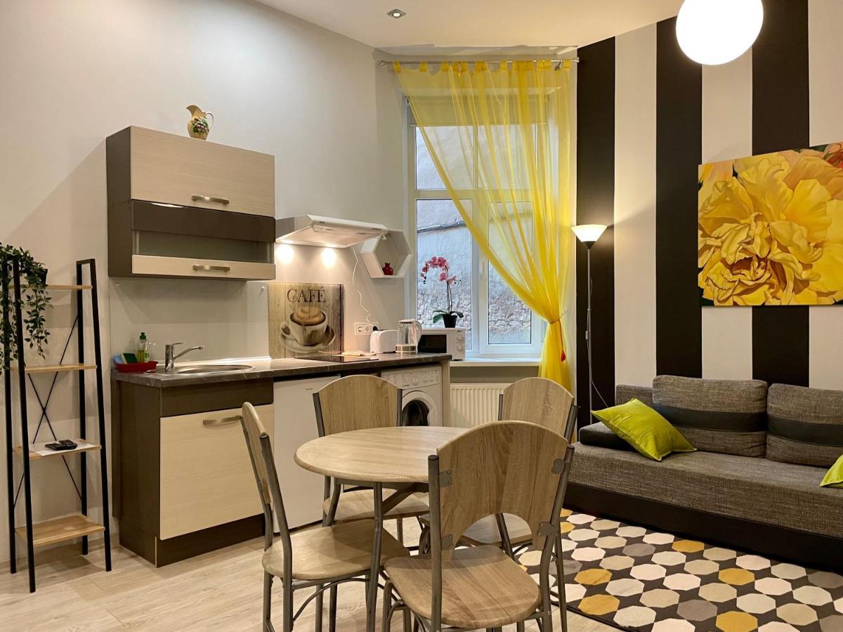 Modern-Style Flat 2 Apartment Riga Bagian luar foto