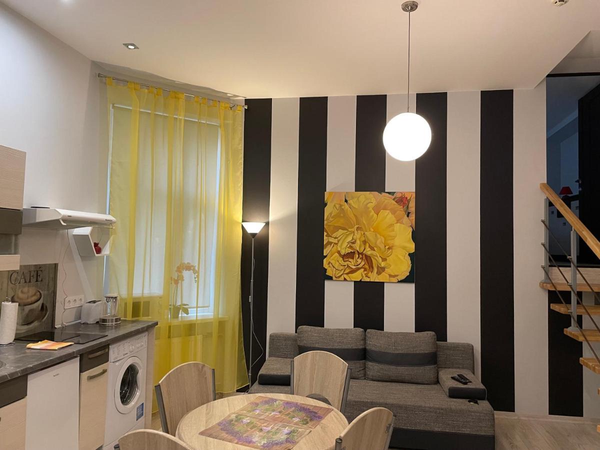 Modern-Style Flat 2 Apartment Riga Bagian luar foto