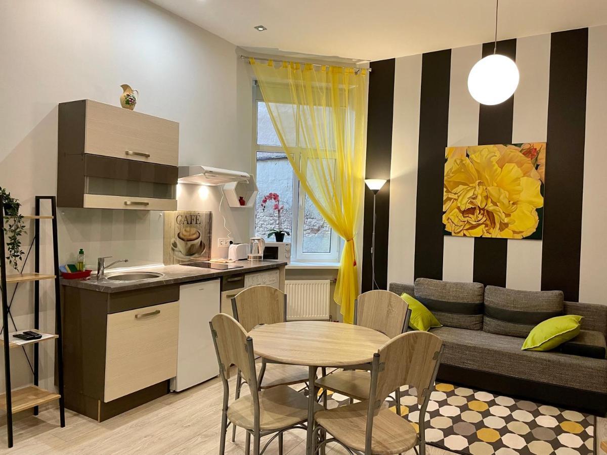 Modern-Style Flat 2 Apartment Riga Bagian luar foto