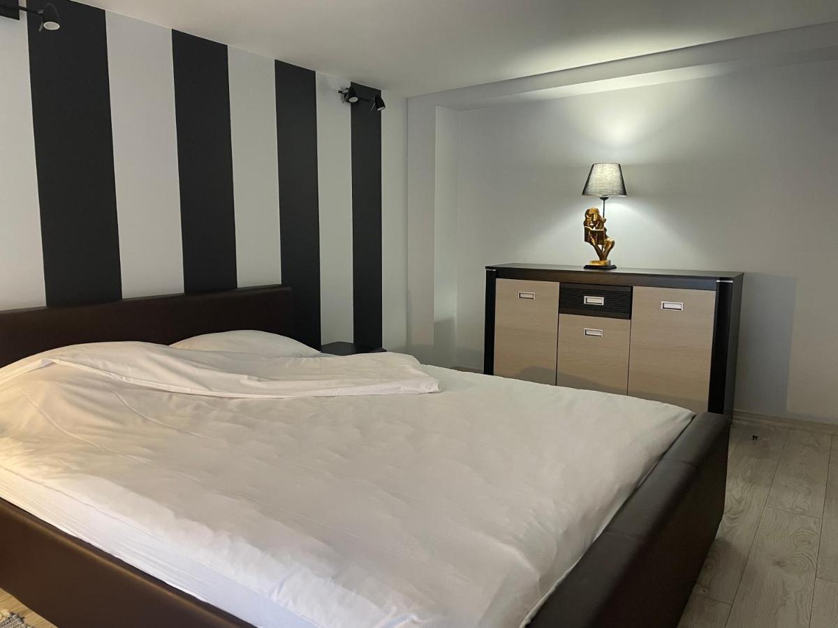 Modern-Style Flat 2 Apartment Riga Bagian luar foto