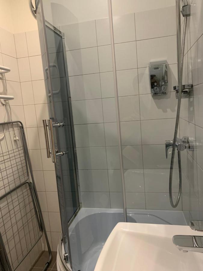 Modern-Style Flat 2 Apartment Riga Bagian luar foto